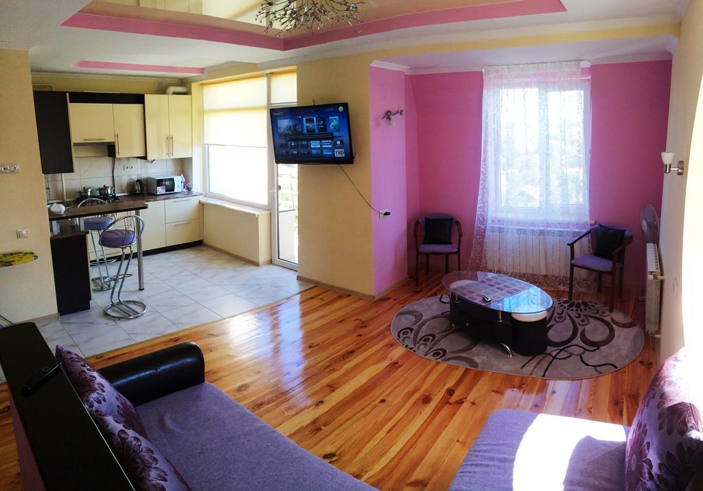 Apartments In The Center تريسكافيتس الغرفة الصورة